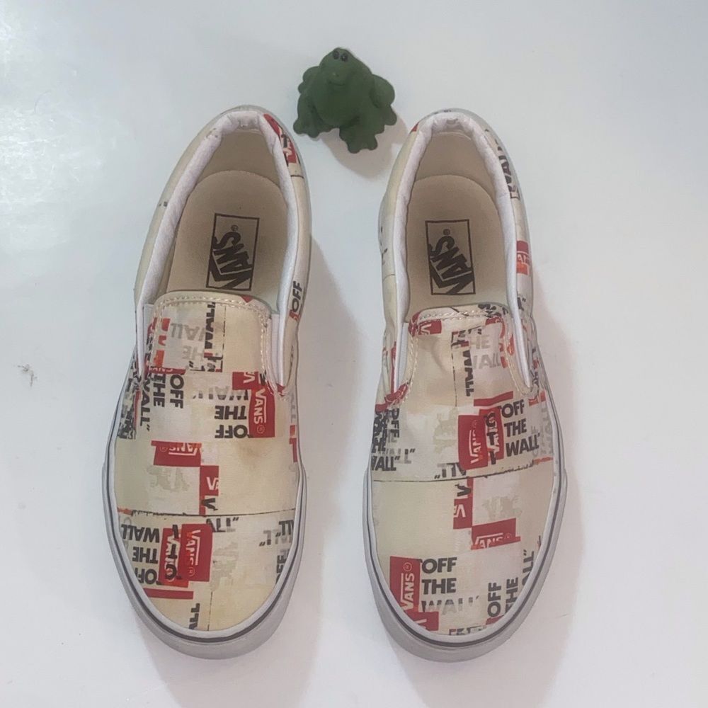 Vans Off The Wall Package Tape Men’s Size 10US Slip-On Sneakers - Red and Cream